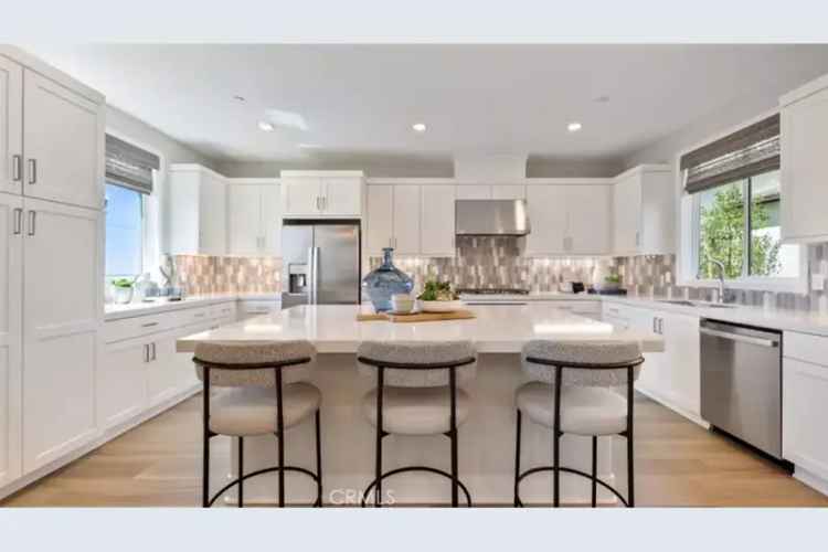 Condo For Sale in Irvine, California