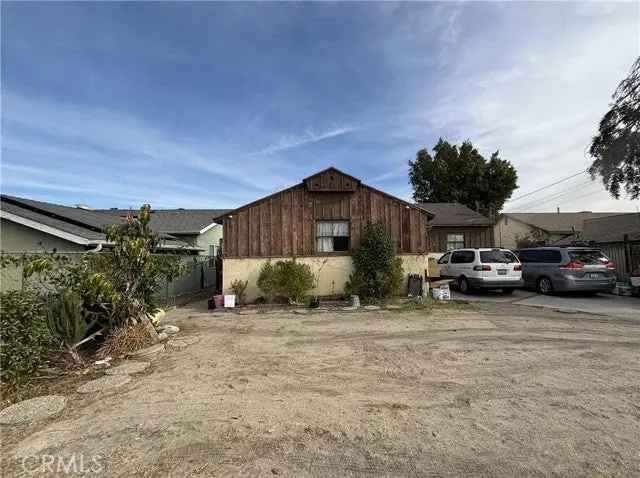 Single-family house For Sale in Los Angeles, California