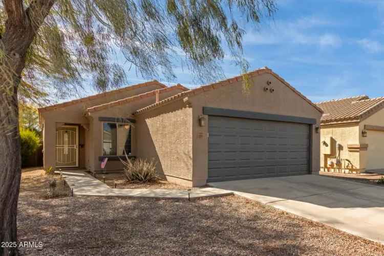 Single-family house For Sale in 1353, East Kelsi Avenue, San Tan Valley, Arizona