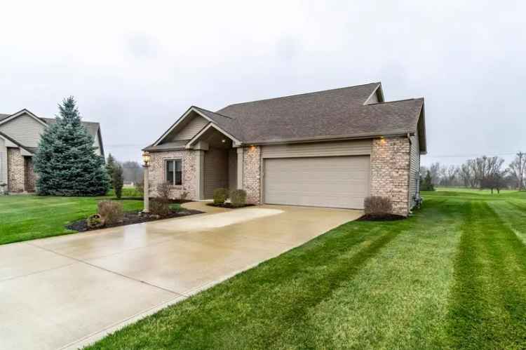 Condo For Sale in 8503, Valencia Place, Fort Wayne, Indiana