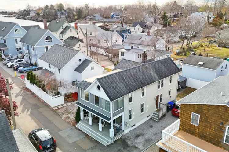 Multi-family house For Sale in 15-17, Bristol Street, Branford, Connecticut