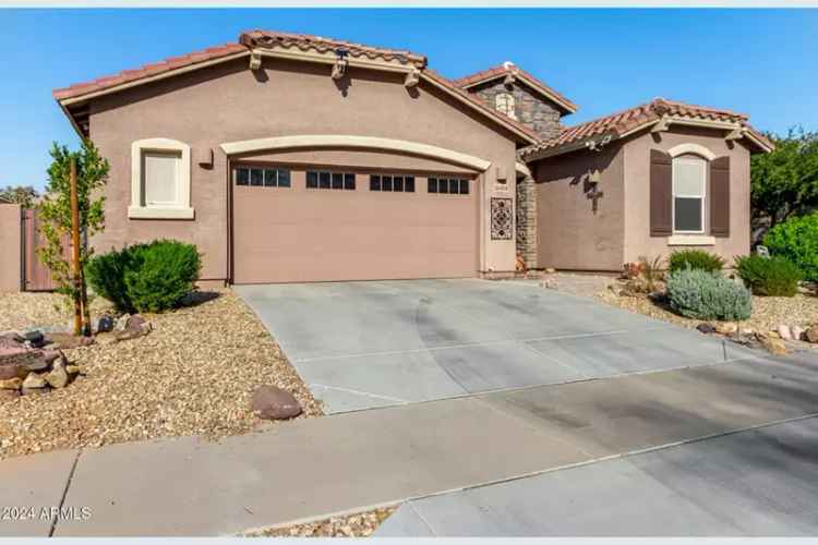 Single-family house For Sale in 16468, West Mariposa Grande, Surprise, Arizona