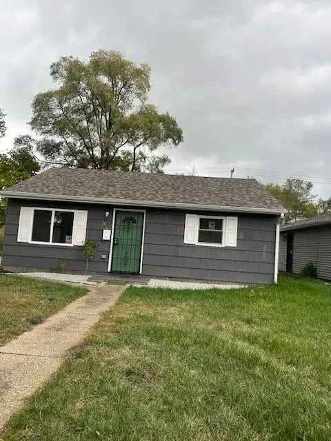 Single-family house For Sale in 1015, East 36th Place, Gary, Indiana