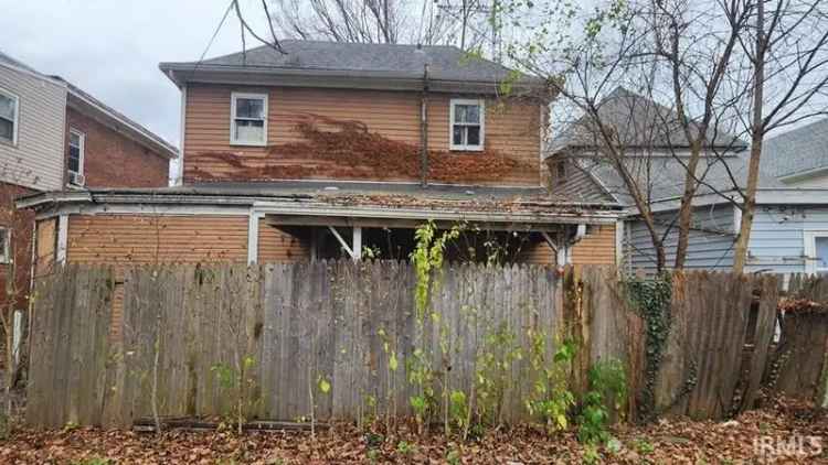 Multi-family house For Sale in 25, North 16th Street, Richmond, Indiana