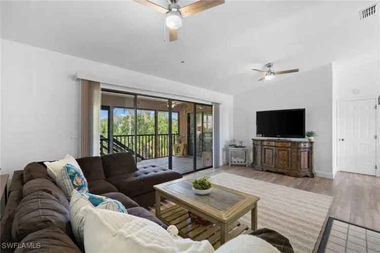 Single-family house For Sale in Bonita Springs, Florida