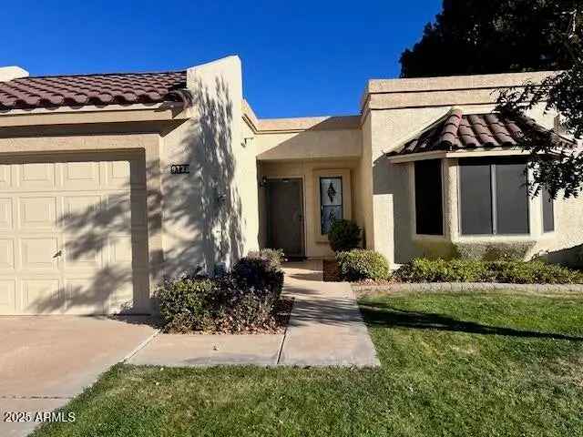 House For Sale in 9730, West Kerry Lane, Peoria, Arizona