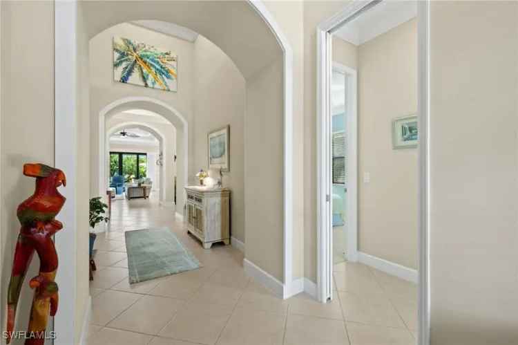 Single-family house For Sale in Bonita Springs, Florida