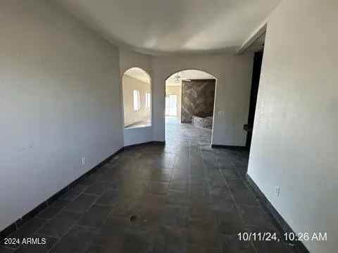 Single-family house For Sale in 1187, East Cowboy Cove Trail, San Tan Valley, Arizona