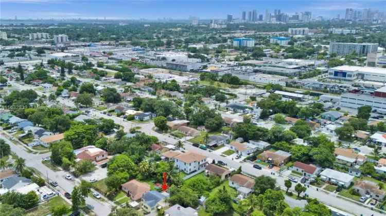 Multi-family house For Sale in 1042, Northwest 76th Street, Miami, Florida