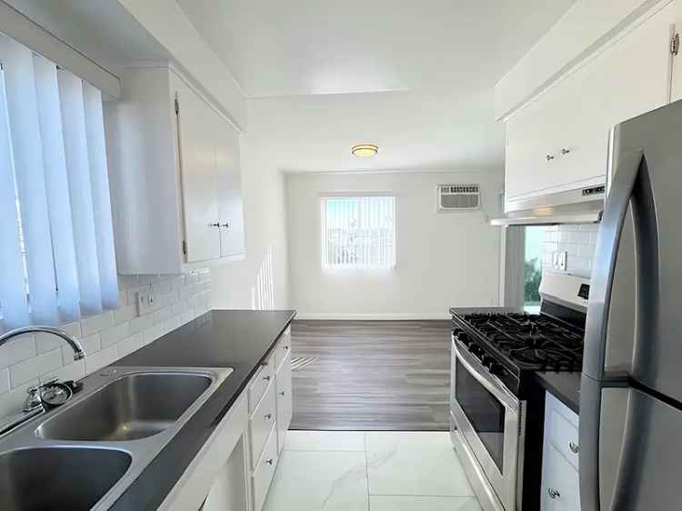 Mid Wilshire 1BR/1Bath Apartment - Renovated