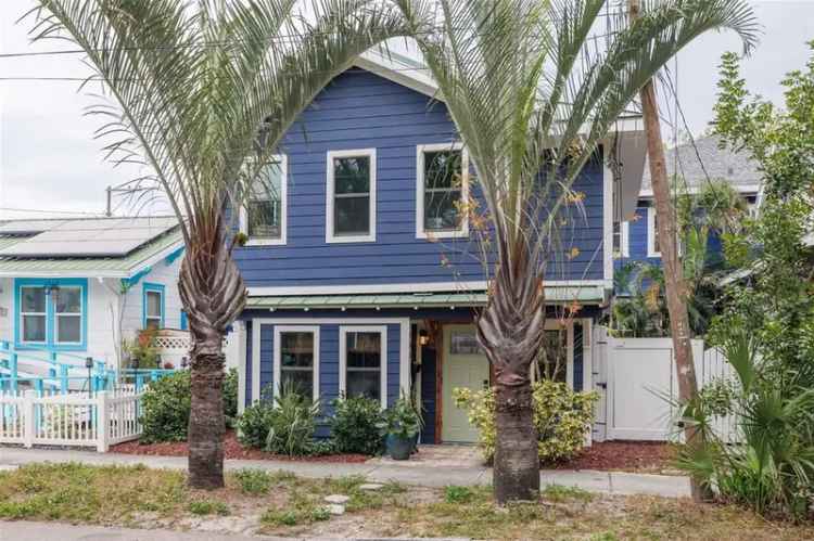 Single-family house For Sale in 605, 7th Street North, Saint Petersburg, Florida