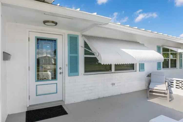 Single-family house For Sale in 1009, Southwest 18th Street, Boynton Beach, Florida