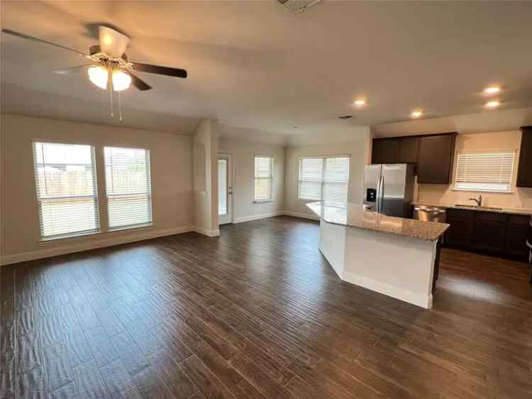 Single-family house For Rent in Texas