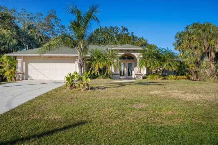 Single-family house For Sale in 3328, Tishman Avenue, North Port, Florida