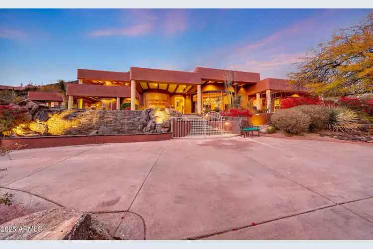 Single-family house For Sale in 6520, East El Sendero Road, Carefree, Arizona