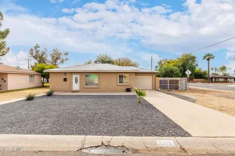 Single-family house For Sale in 4001, East Fairmount Avenue, Phoenix, Arizona