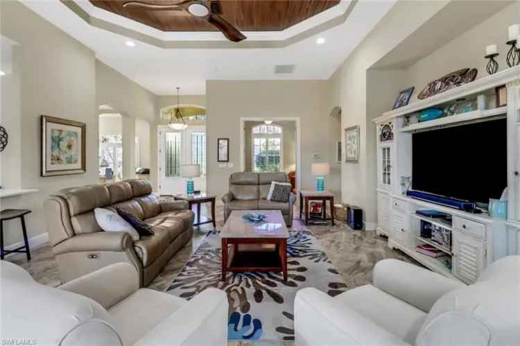 Single-family house For Sale in 26463, Doverstone Street, Bonita Springs, Florida