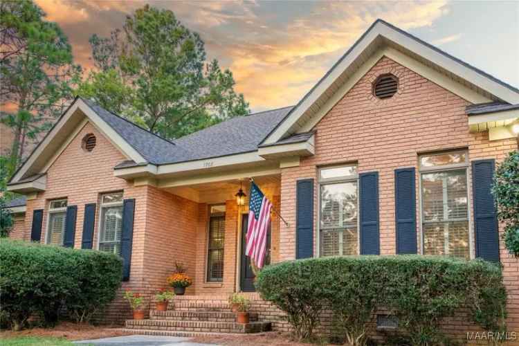 Single-family house For Sale in Eufaula, Alabama