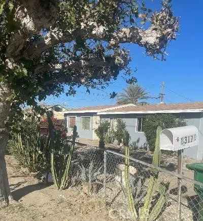 Multi-family house For Sale in 83170, Lupine Avenue, Indio, California