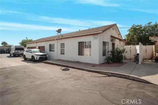 Multi-family house For Sale in 11966, Saticoy Street, Los Angeles, California