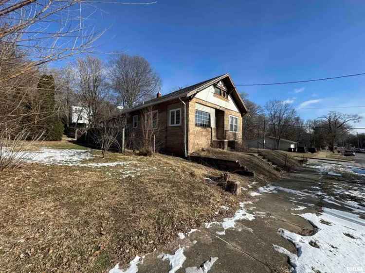 Single-family house For Sale in Peoria, Illinois