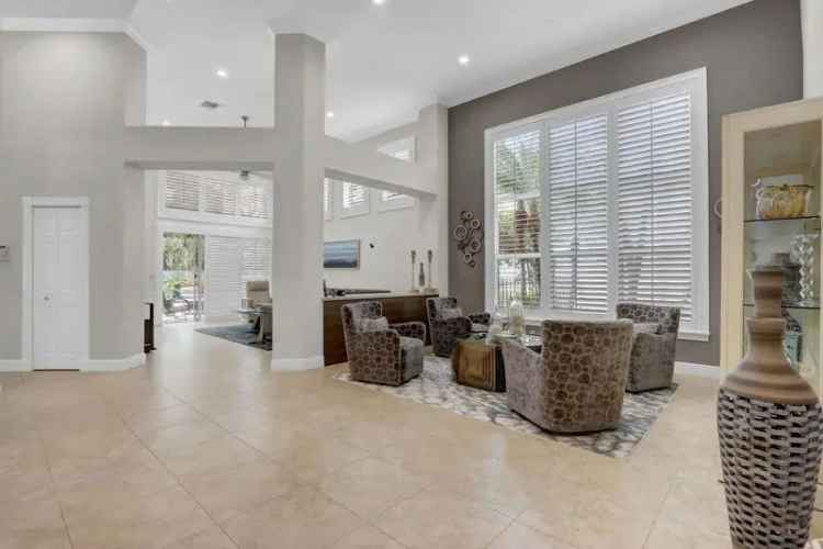 Single-family house For Sale in Boca Raton, Florida