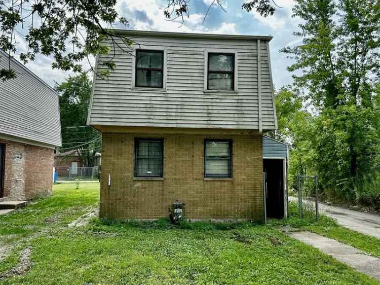 Single-family house For Sale in 355, West 105th Place, Chicago, Illinois