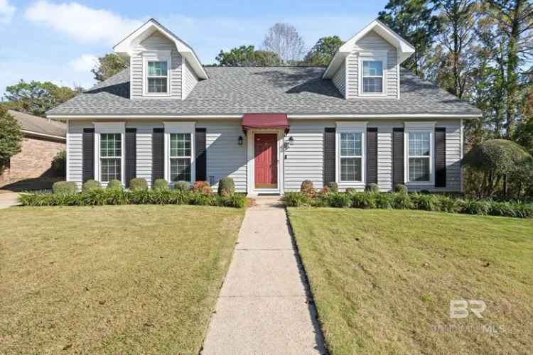 Single-family house For Sale in Mobile, Alabama