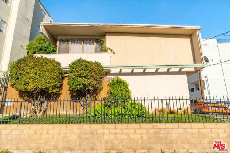 Multi-family house For Sale in 1256, South Westgate Avenue, Los Angeles, California