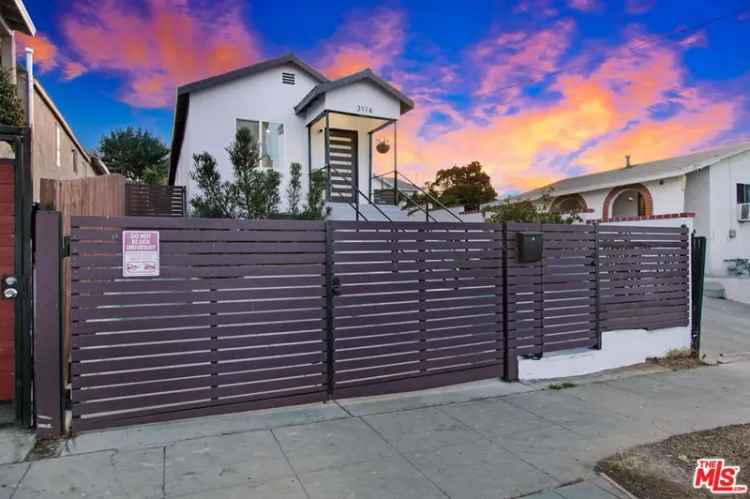 Single-family house For Sale in 3114, Malabar Street, Los Angeles, California