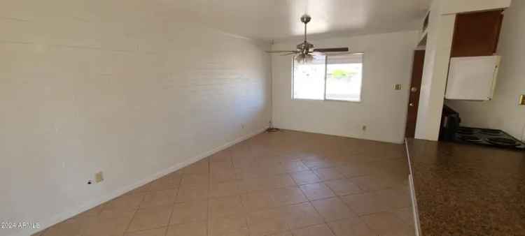 Single-family house For Sale in 11427, North 107th Avenue, Sun City, Arizona