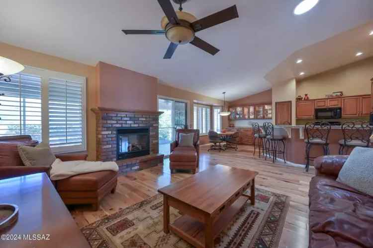 Single-family house For Sale in Saddlebrooke, Arizona