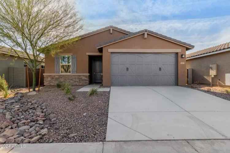 Single-family house For Sale in Phoenix, Arizona