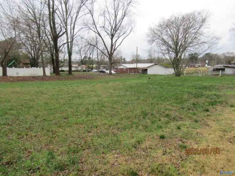 Land For Sale in Hartselle, Alabama