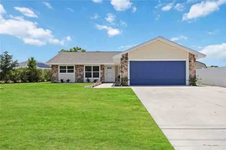 Single-family house For Sale in Englewood, Florida