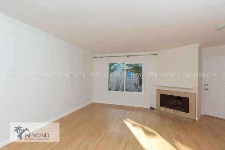 La Jolla Condo: 2 Beds, 2.5 Baths, Updated, Pet-Friendly