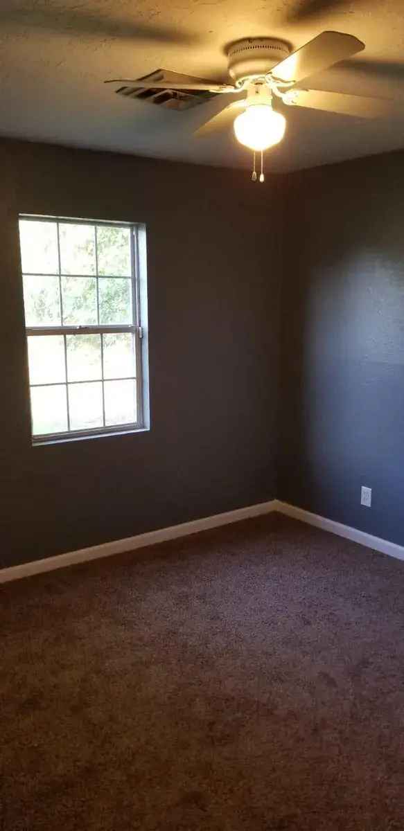 Home for Rent in Lawton Near Shops and Restaurants