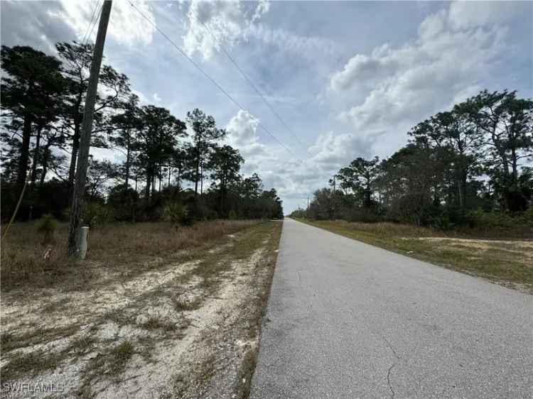 Land For Sale in 2523, 53rd Street West, Florida