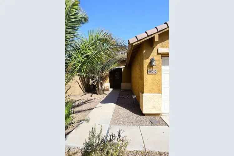 Single-family house For Sale in 46010, West Windmill Drive, Maricopa, Arizona