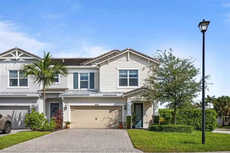 House For Sale in Hollywood, Florida