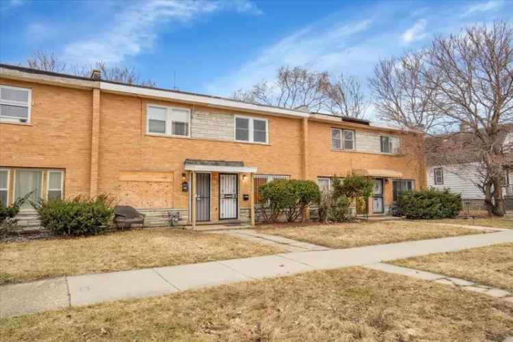 House For Sale in 8016, South Emerald Avenue, Chicago, Illinois