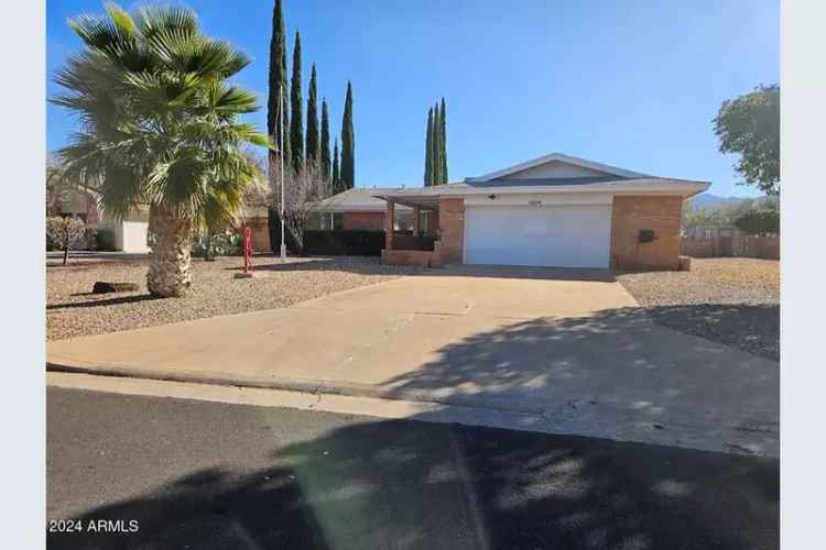 Single-family house For Sale in 3804, Greenbrier Road, Sierra Vista, Arizona