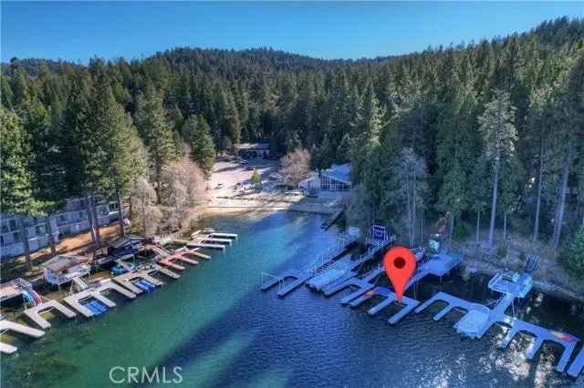 Single-family house For Sale in Lake Arrowhead, California