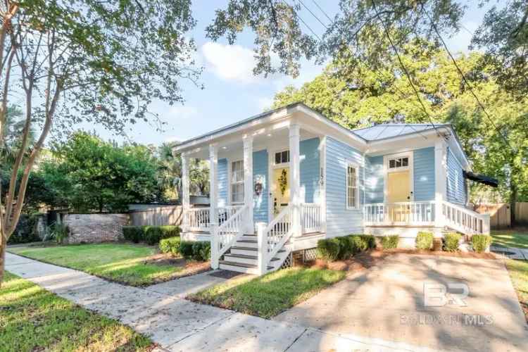 Single-family house For Sale in Mobile, Alabama