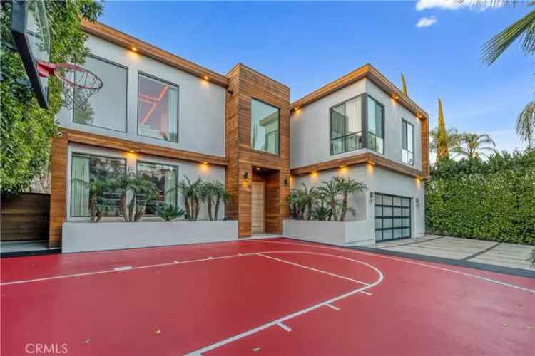 Single-family house For Sale in 4841, Alonzo Avenue, Los Angeles, California