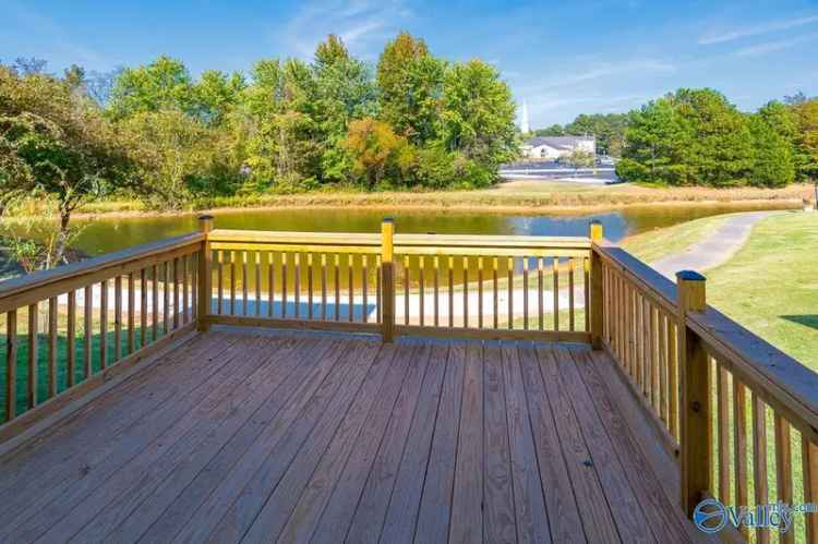 Single-family house For Sale in Athens, Alabama