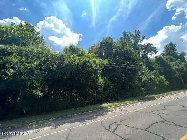 Land For Sale in Aberdeen, North Carolina