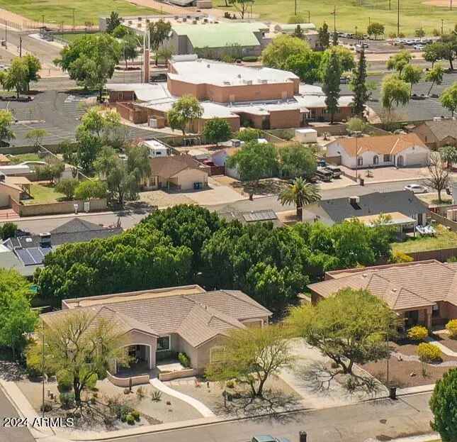 Single-family house For Sale in 6963, East Grandview Street, Mesa, Arizona