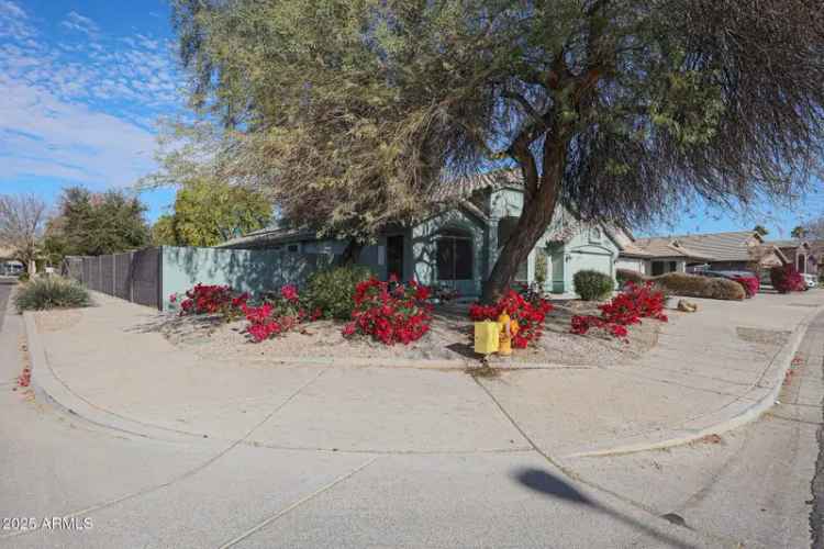 Single-family house For Sale in 16796, West Pierce Street, Goodyear, Arizona