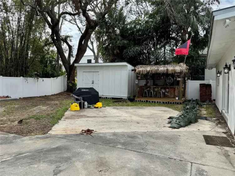 Single-family house For Sale in 4826, West San Jose Street, Tampa, Florida